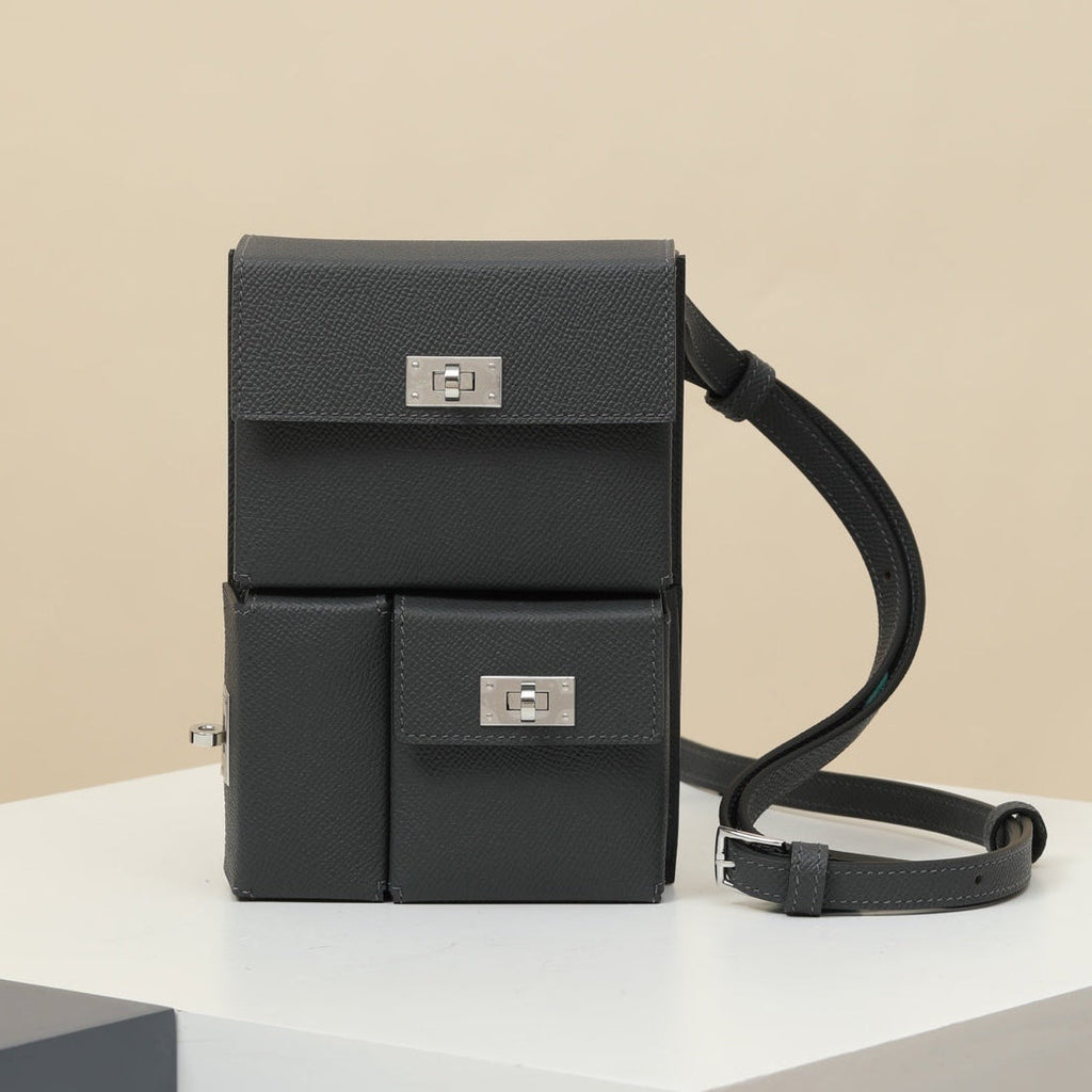 High-end Hermes 2026 Kelly Multipocket To Go Clutch 17.5cm Epsom Leather