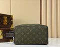 LV Locker Dopp Kit M2A666 Green/Plaid