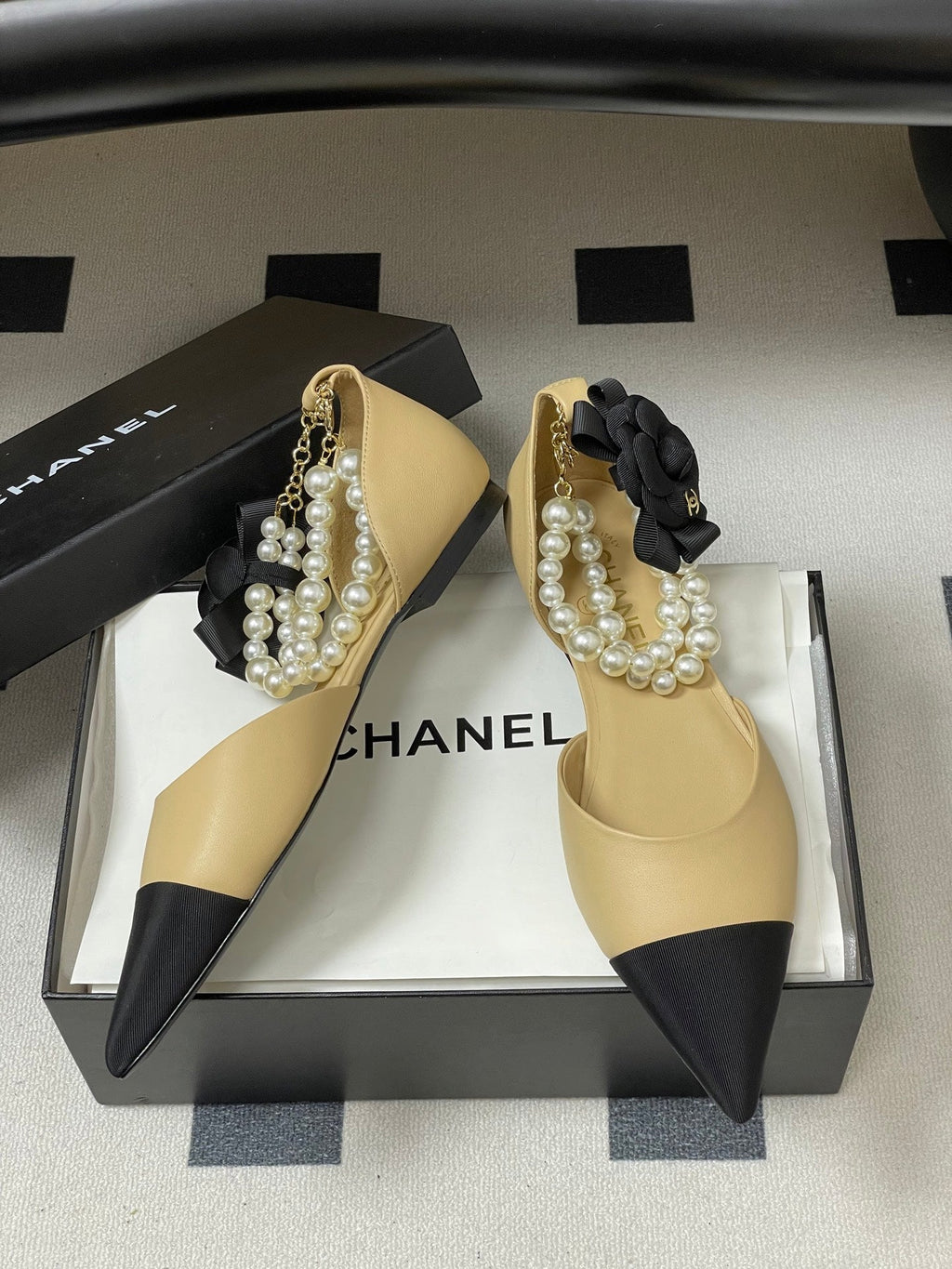CC 26 Flat Slingback With Pearl Ankle Strap Lambskin Fabric