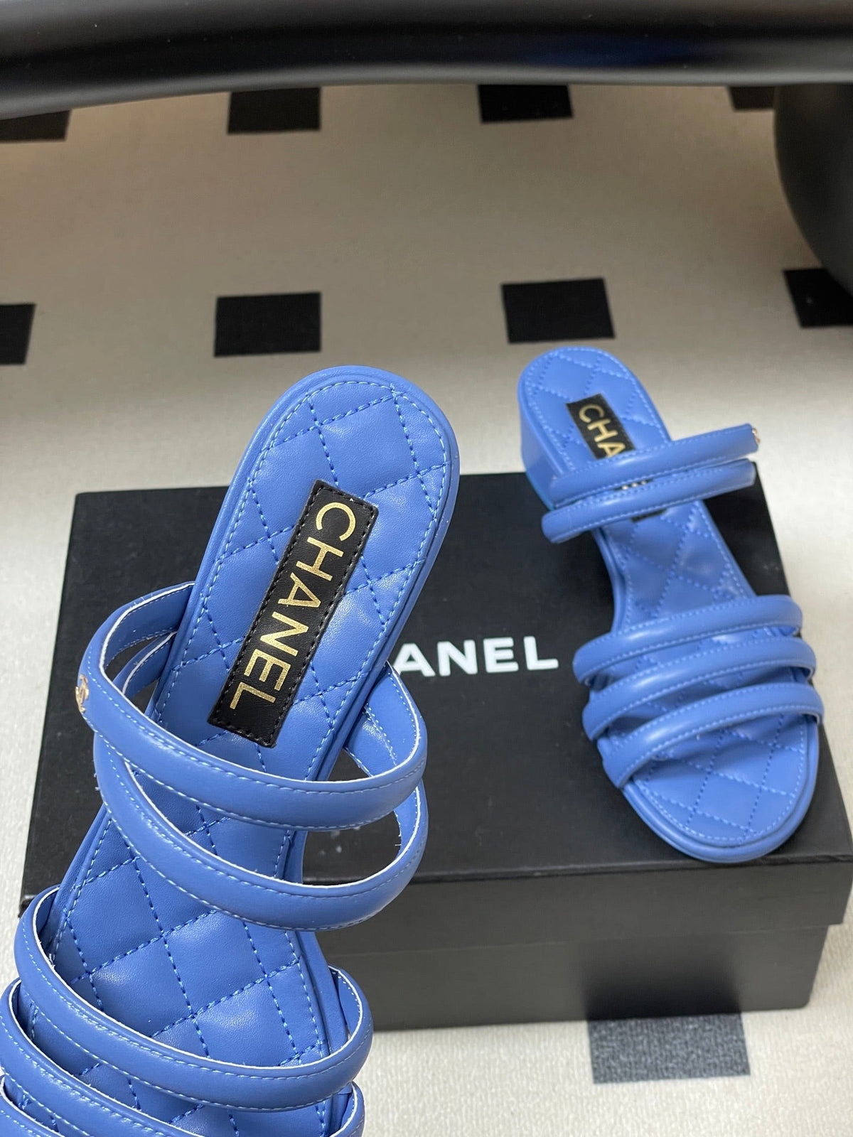 CC 26 Quilted 30mm Sandal Sheepskin 593268