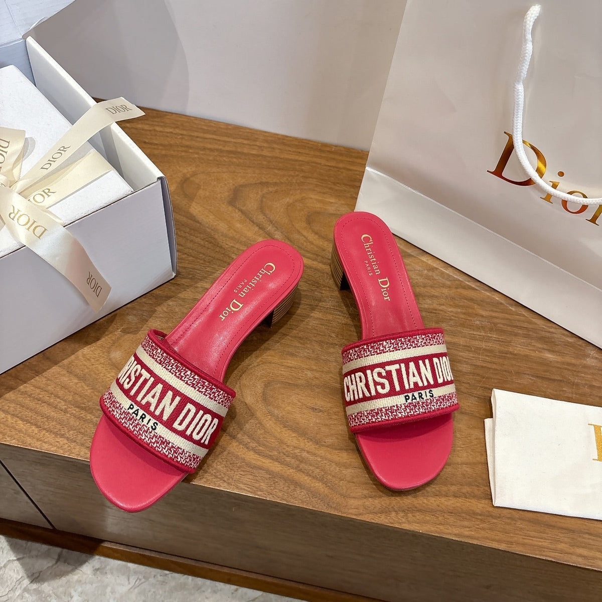 CD 26s Embroidered Sandals 45 Canvas Cowhide 685519