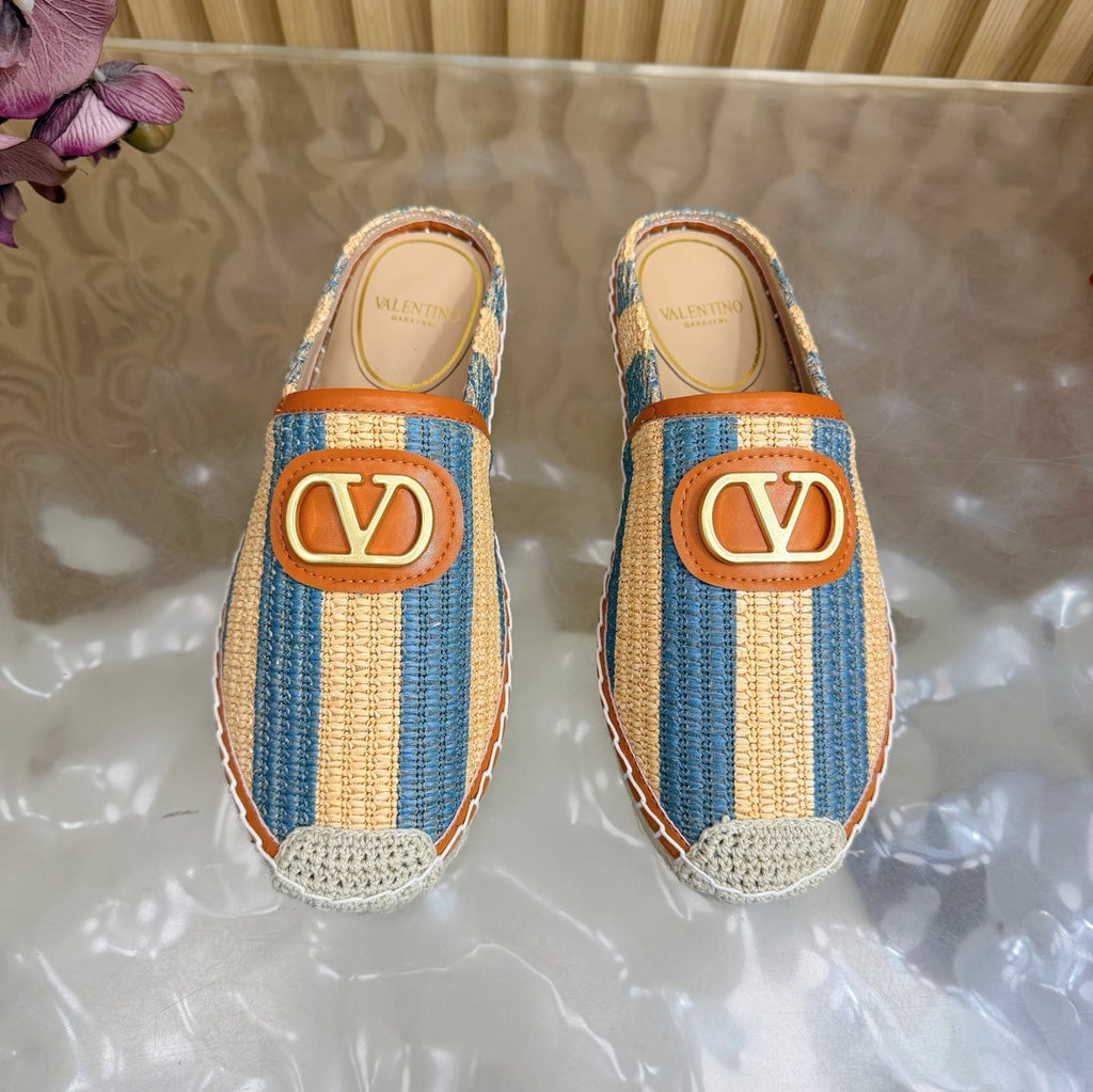 VT Garavani 26s Mule Woven Raffia 702263