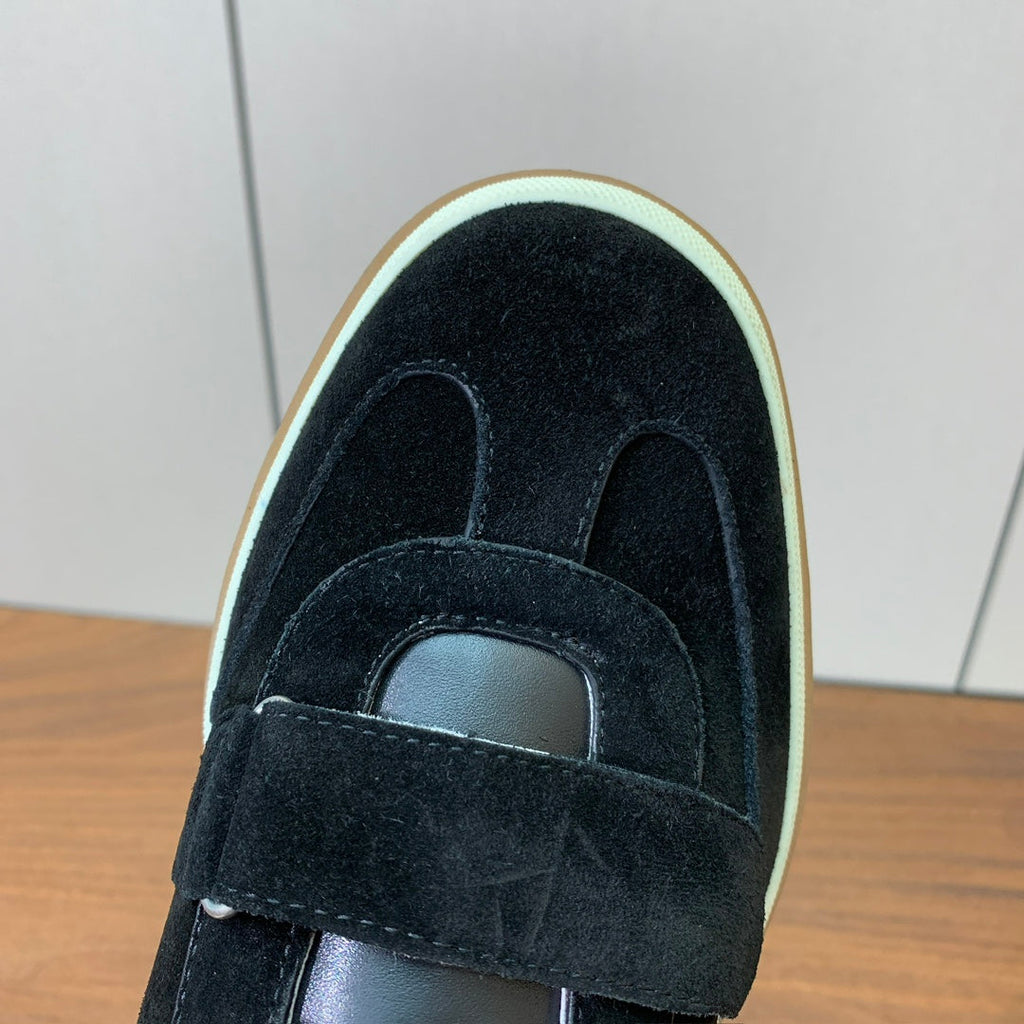 LP 26SS Velcro-strap Sneaker Black Suede Leather 585748