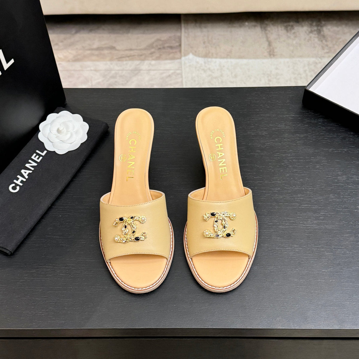 CC 2026 Wedge Sandals 65 Beige Lambskin Gold Black Logo 667765