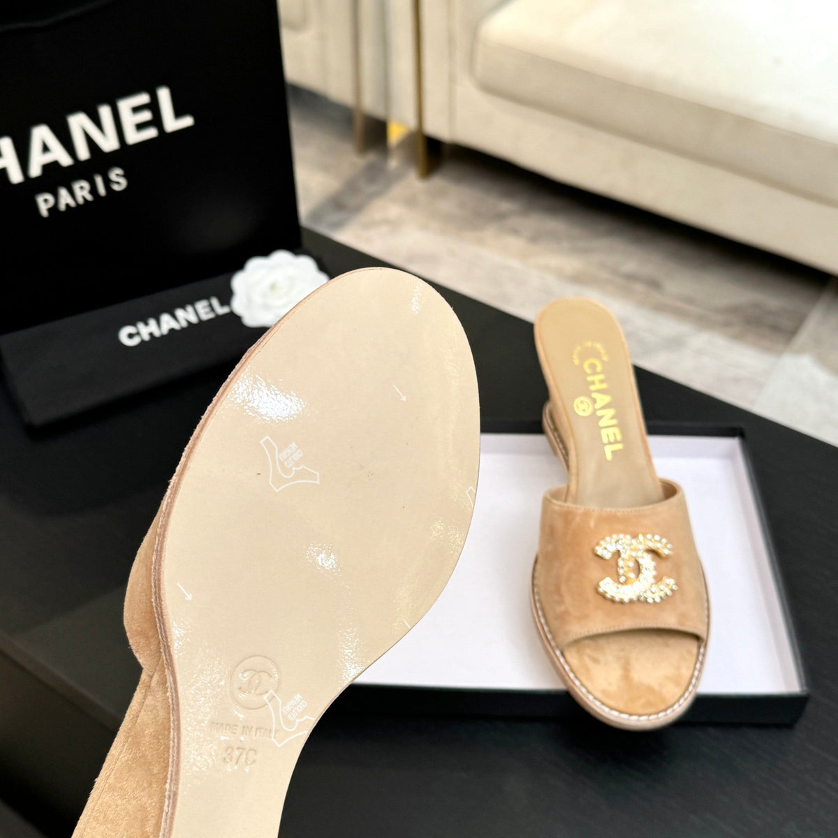 CC 2026 Wedge Sandals 65 Beige Suede 667767