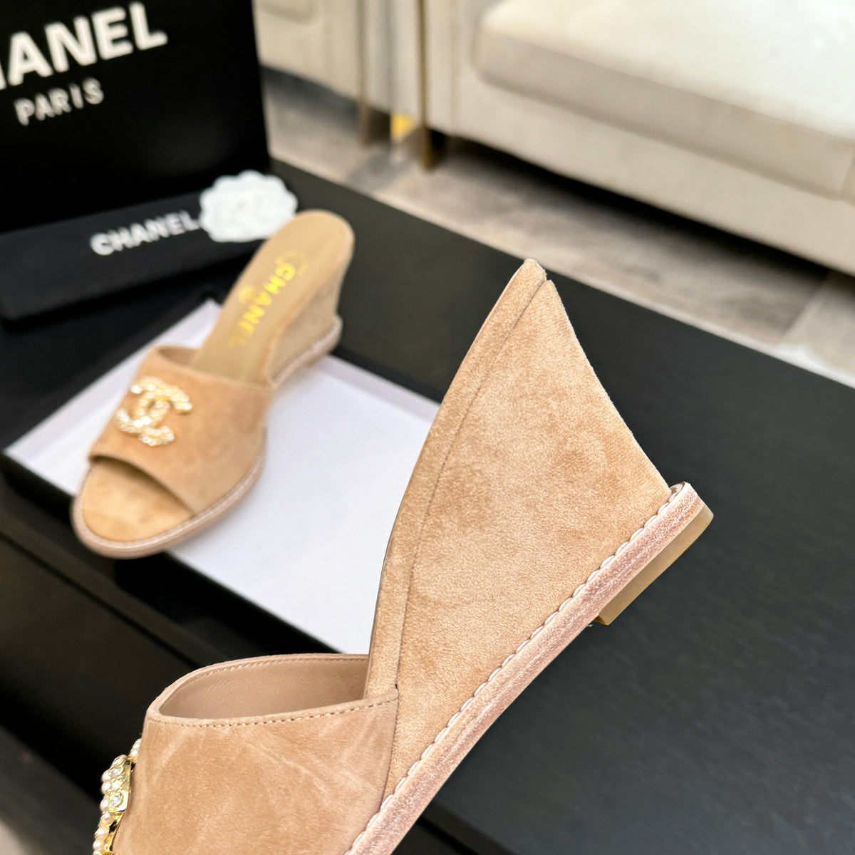 CC 2026 Wedge Sandals 65 Beige Suede 667767