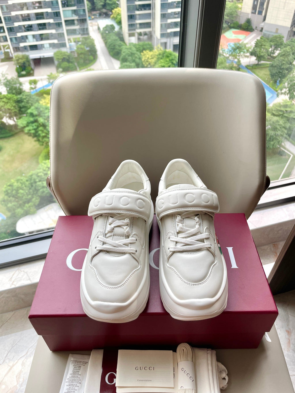 GG 26 Platform Sneaker White Red Sheepskin 632852