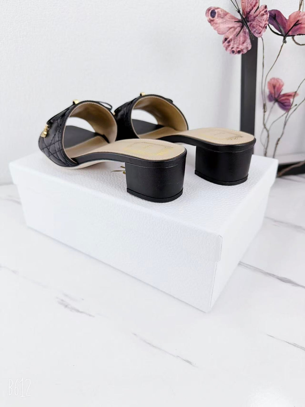 CD 26s Slippers Cowhide