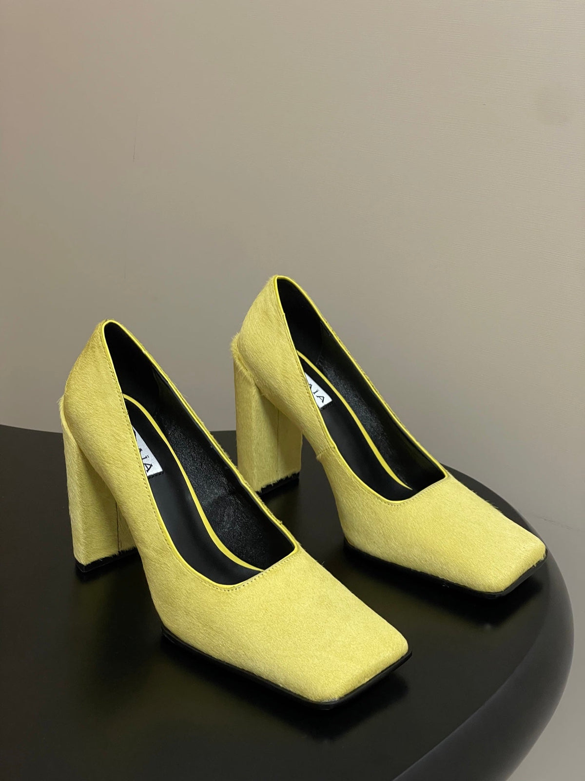 Alaia 2026 Block Heel Pumps 100mm Suede 777392