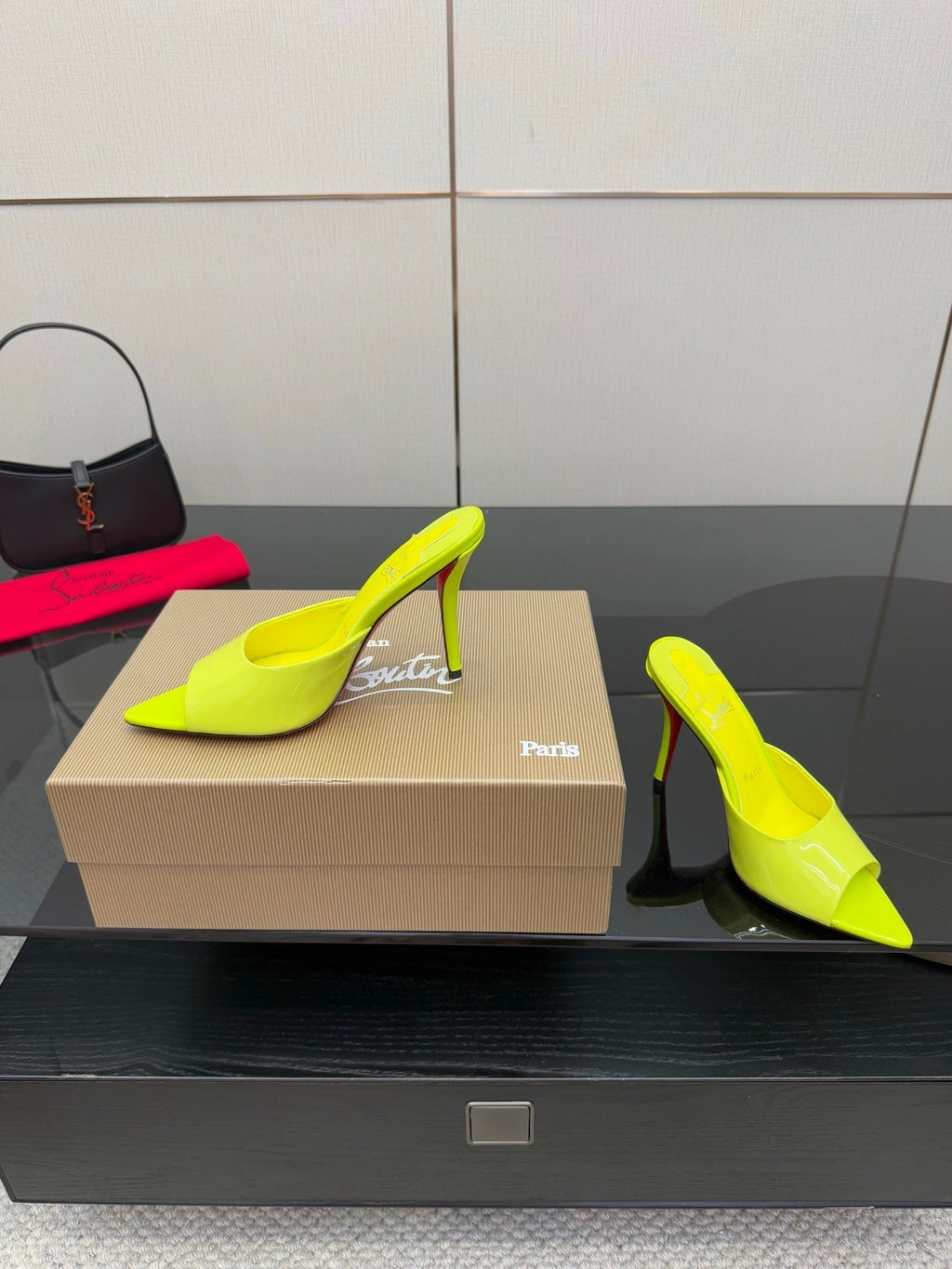 CL 26SS High Heel Sandals 100 Neon Yellow Patent Leather 532170