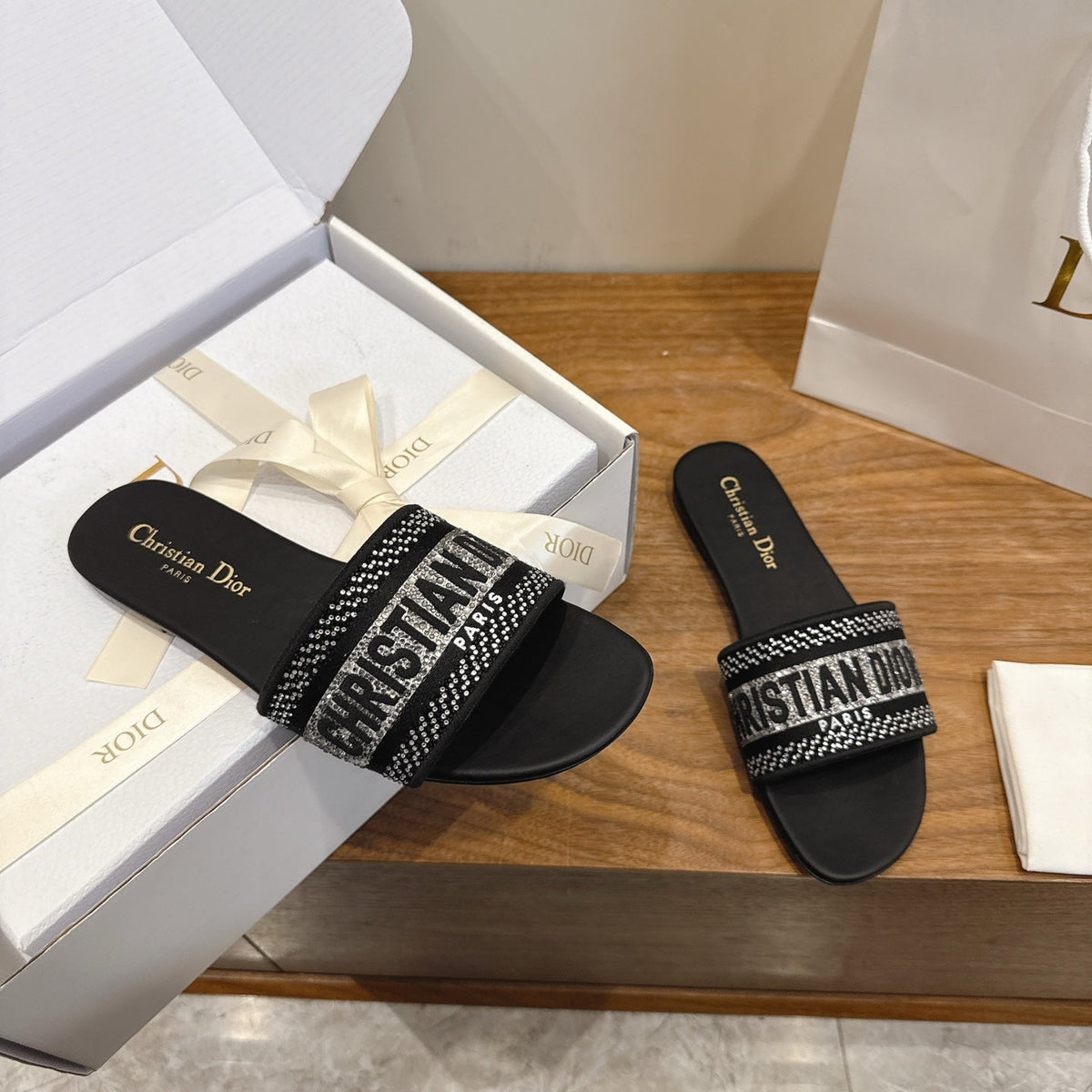CD 26s Embroidered Sandals Black Canvas Leather 685617