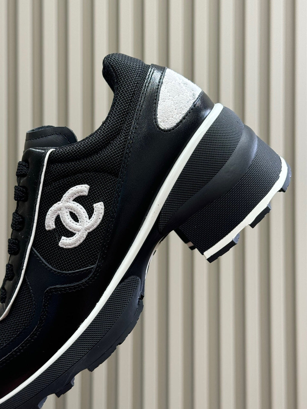 Chanel 2026 Sneaker Black mix White Leather Mesh 592919