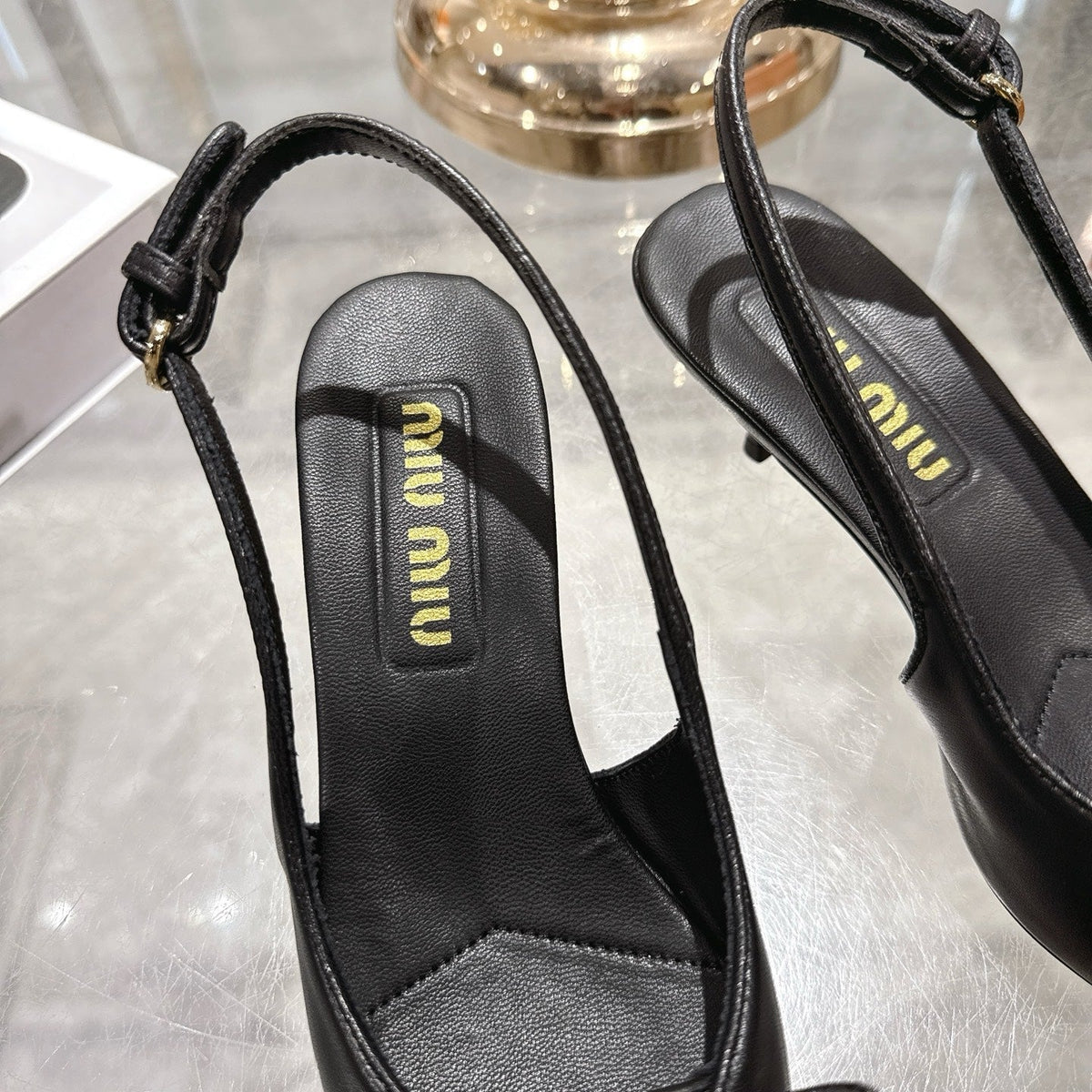 Miu 26 High Heel Slingback 45 Black Leather 592094