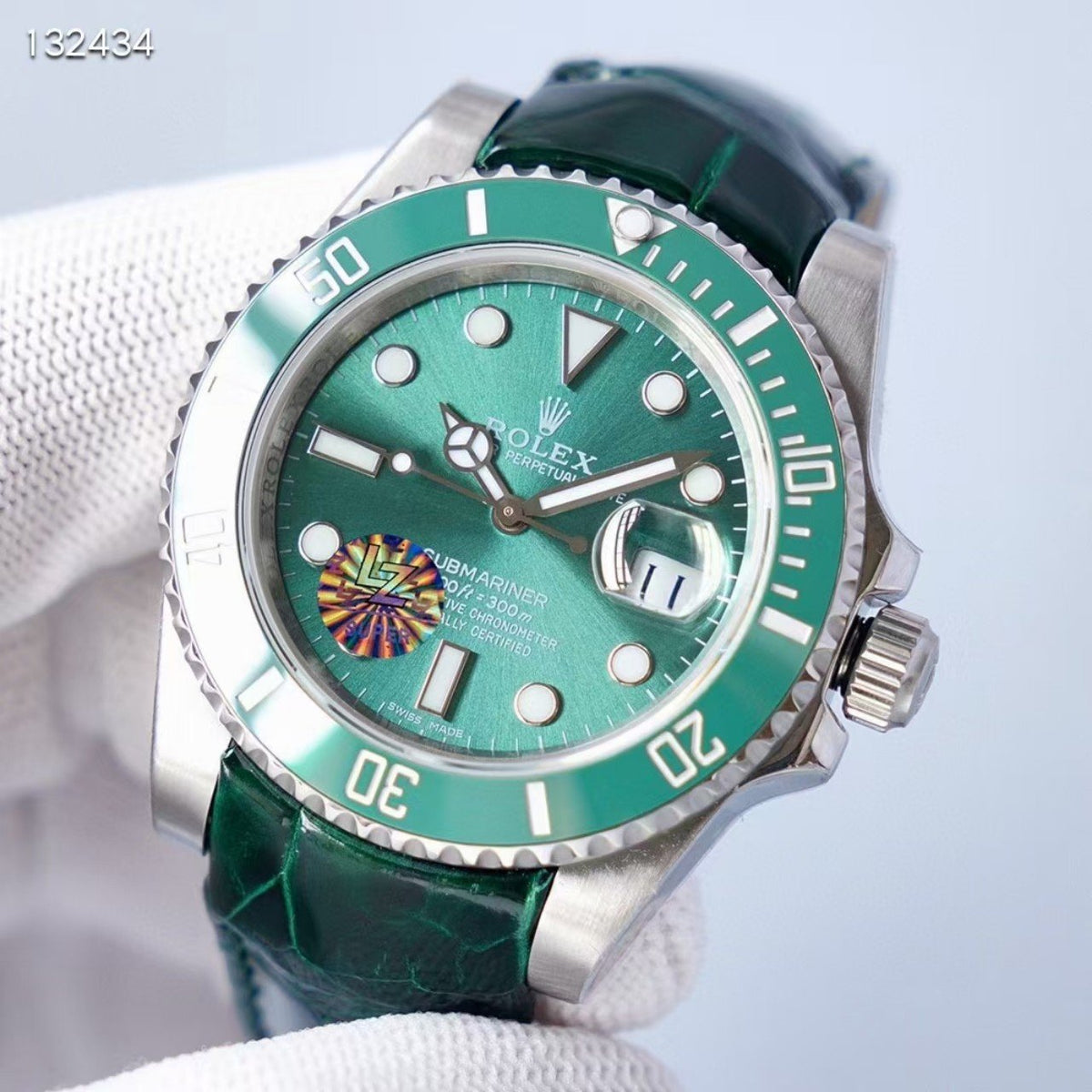 SUBMARINER DATE BLACK DIAL LEATHER STRAP